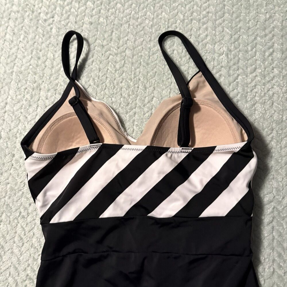 Pour Moi Womens 8 One Piece Swimsuit Black White Stripe V-Neck Tummy Control 12 - Picture 9 of 11